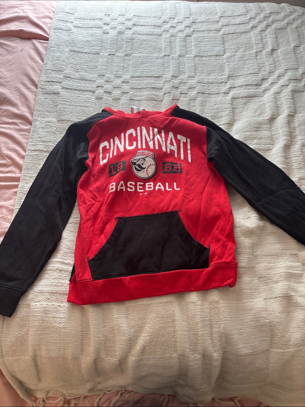 Fanatics Cincinnati Red and Black Kids Baseball Hoodie